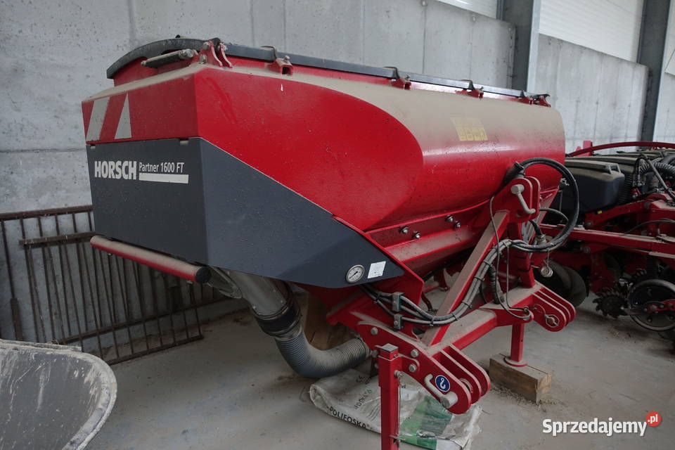 Siewnik kukurydzy Horsch Maestro 8RX i zbiornik Siewniki i sadzarki Sokoły