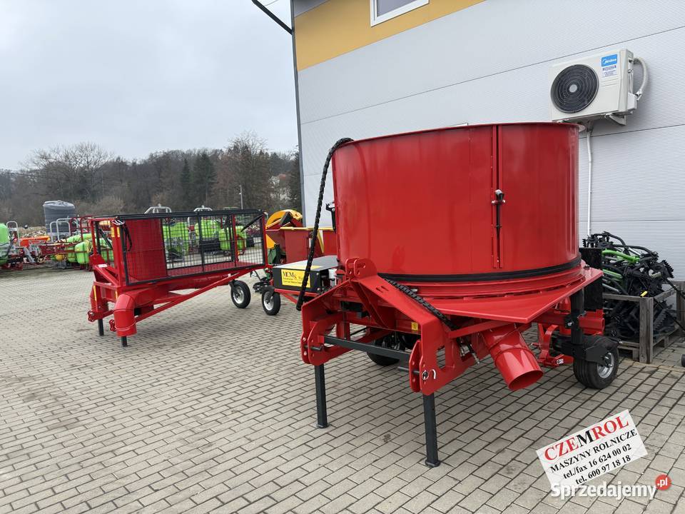 Ścielarka rozścielacz słomy na okrągłe bale Pozostałe podkarpackie Jarosław