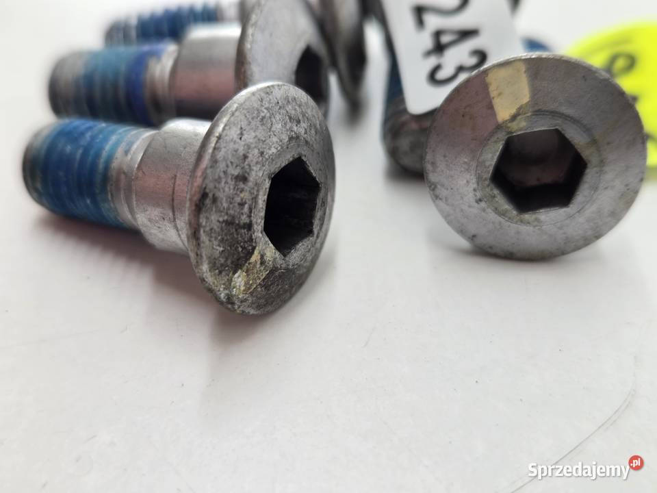 SUZUKI GSXS 750 1723 ŚRUBY ŚRUBKI TARCZY