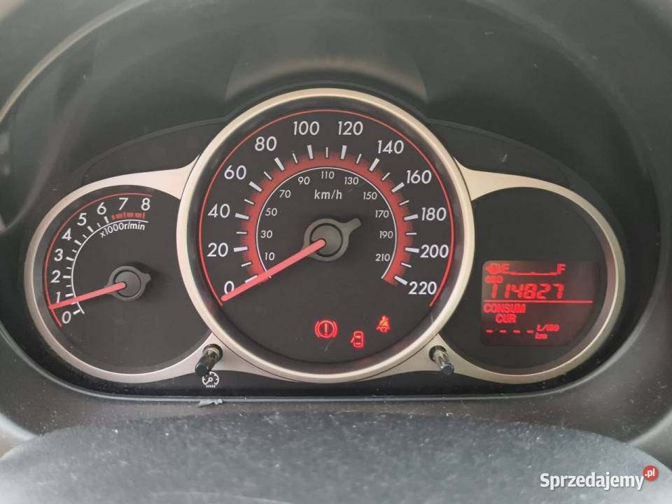 Mazda 2 13 benzyna 75 klimatyzacja mały przebieg małopolskie sprzedam