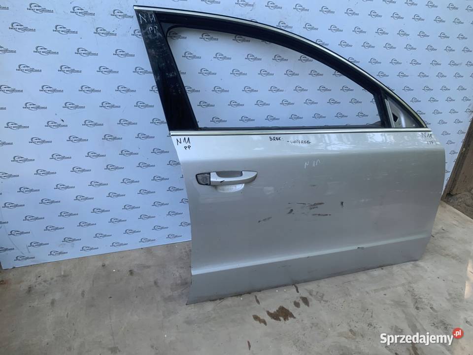 SKODA SUPERB II 10r drzwi prawe przód Kielce