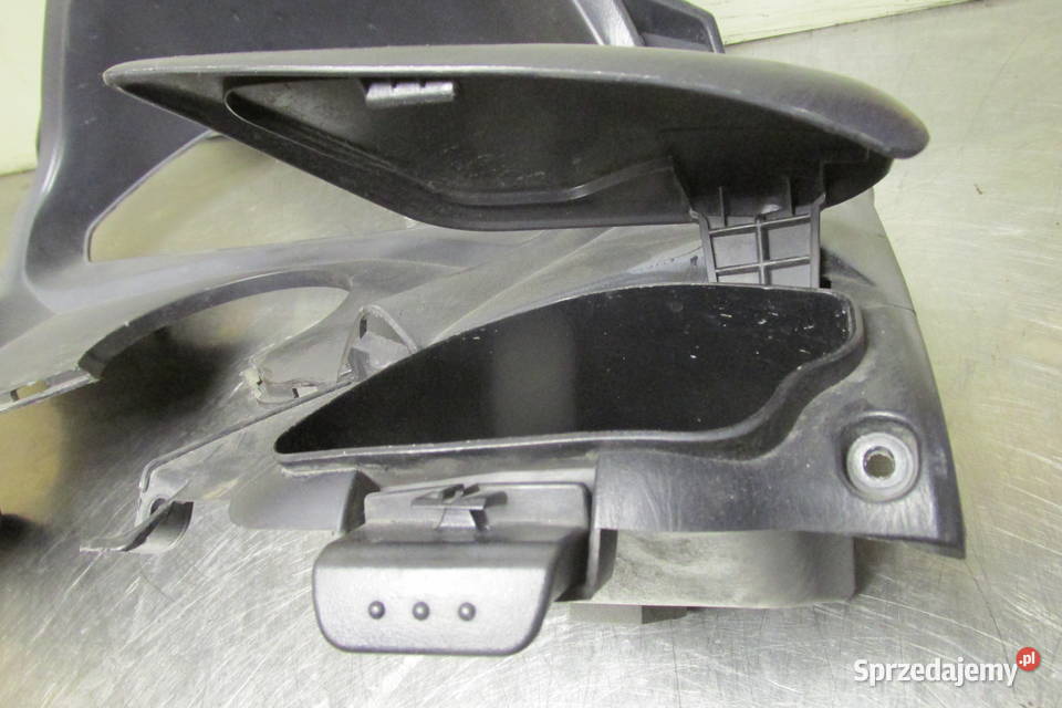 Kokpit schowki Suzuki AN 400 Burgman 02r części Sandomierz