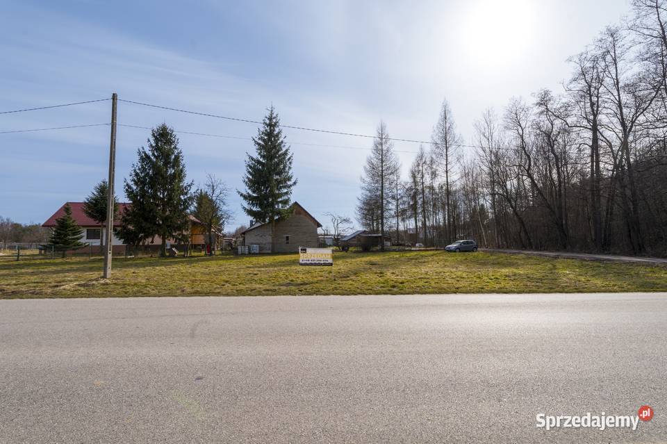 Działka budowlana pod lasem Chodaczów 1552 a