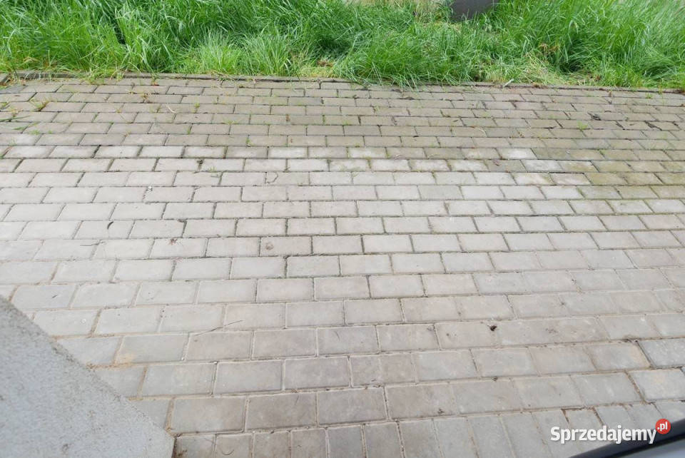 Segment urządzony z garażemogródkiem dachówka Sprzedaż sprzedam