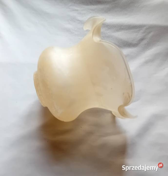 Klosz lampy Tulipan ręcznie formowany