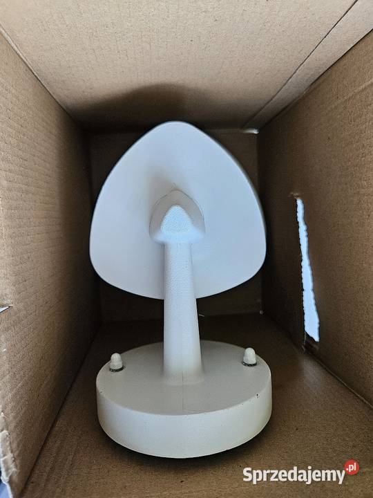 Lampa zewnętrzna kinkiet Aloria Eglo dom Kowal