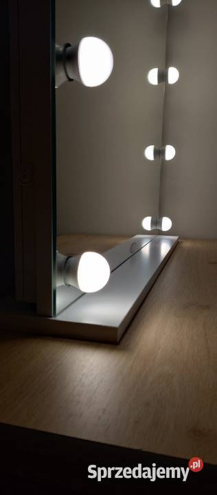 Lustro do wizażu STYLE Tafla 9075 11żarówek LED Nowy Targ