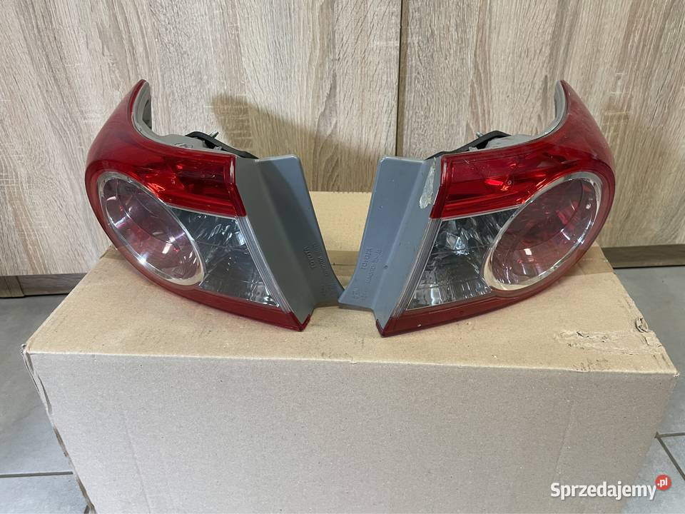 Toyota Corolla e15 lift lampa tył lubelskie
