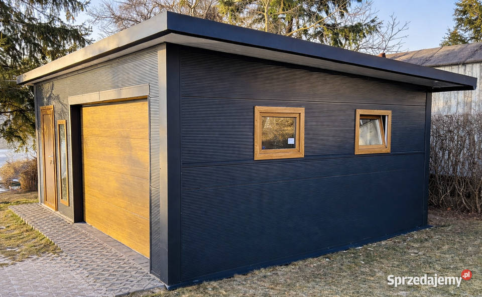 Garaż z płyty warstwowej 6x5 okno FIX Brama