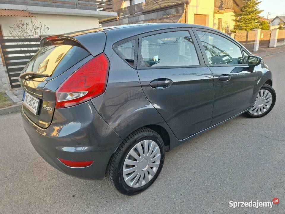 Ford Fiesta 125 benzynaniski przebieg autoalarm