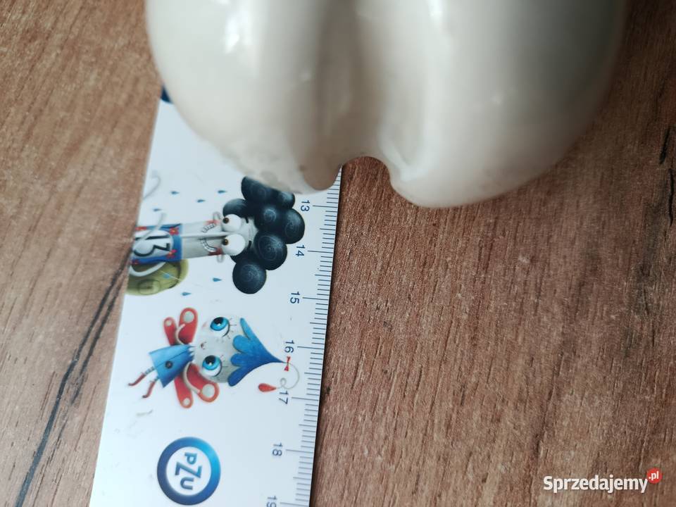 Sprzedam dwa stare izolatory 13 i 10 zachodniopomorskie Choszczno