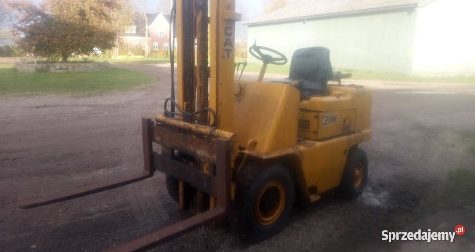 Wózek widłowy catepillar V40B Silnik perkins Wąbrzeźno