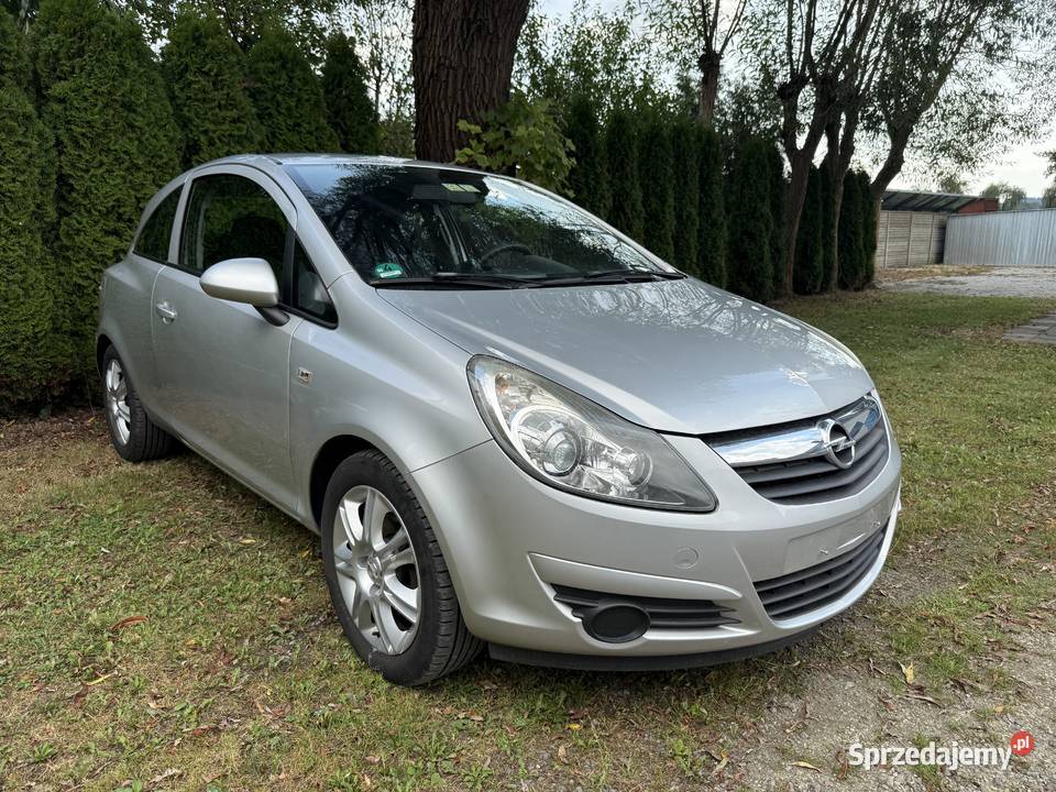 Opel Corsa Niski Przebieg nieuszkodzony Kraśnik sprzedam