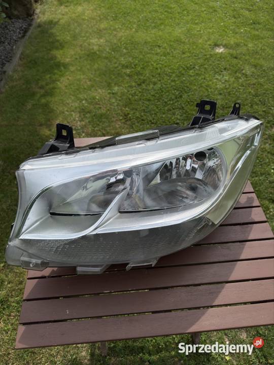 Lampa lewa przednia MERCEDES SPRINTER W910 lewy