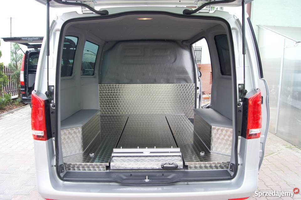 Zabudowa Na Karawan Pogrzebowy Grupa Olimp Rok produkcji 2012 łódzkie Łask