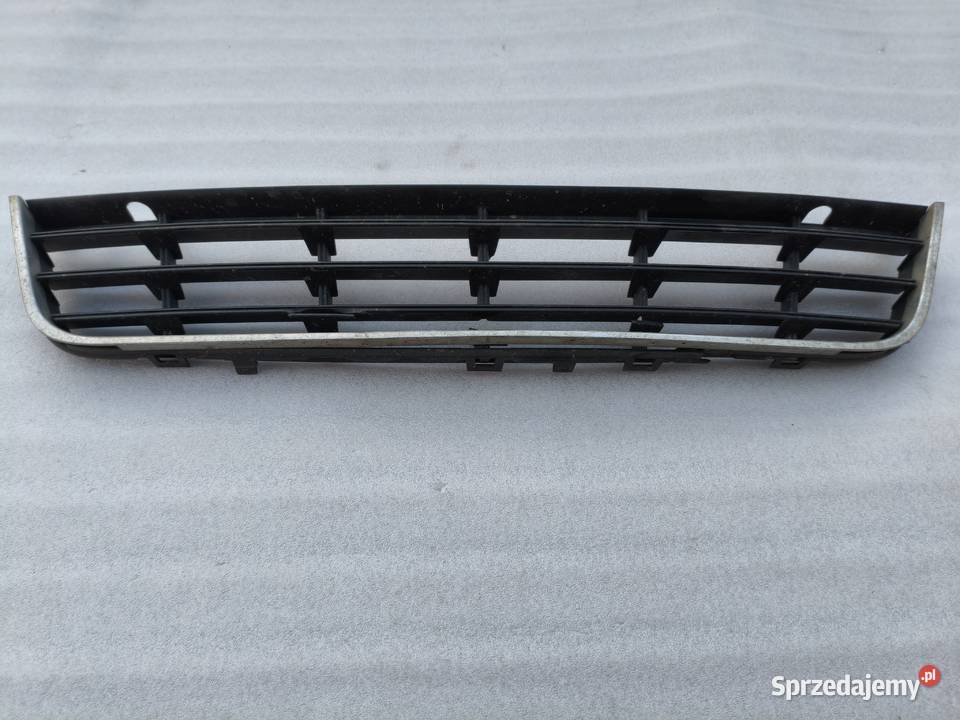 Atrapa Grill Kratka VW Passat B6 3C0853651 osobowe Wyszków
