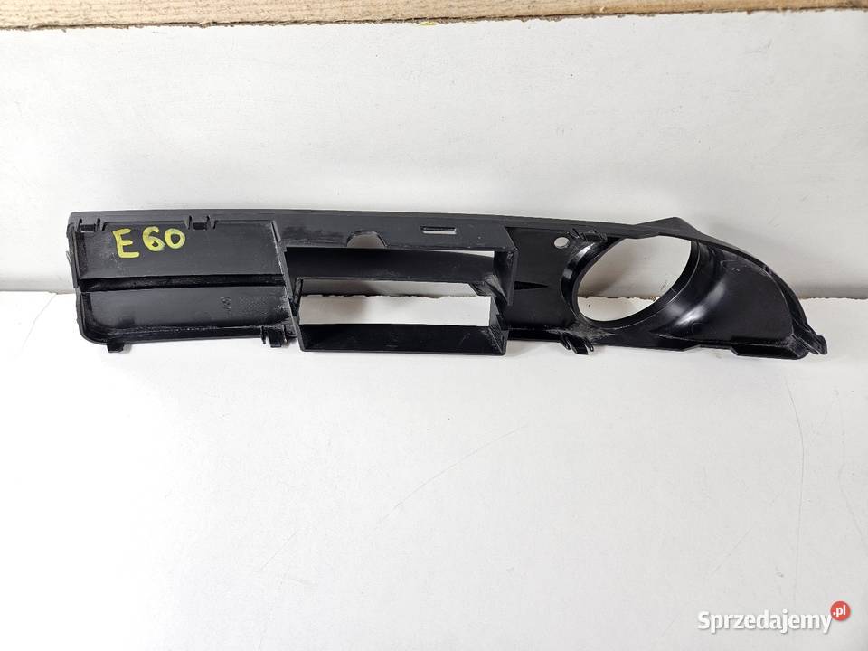 BMW 5 E60 E61 KRATKA PRAWA ZDERZAKA PRZÓD Międzychód