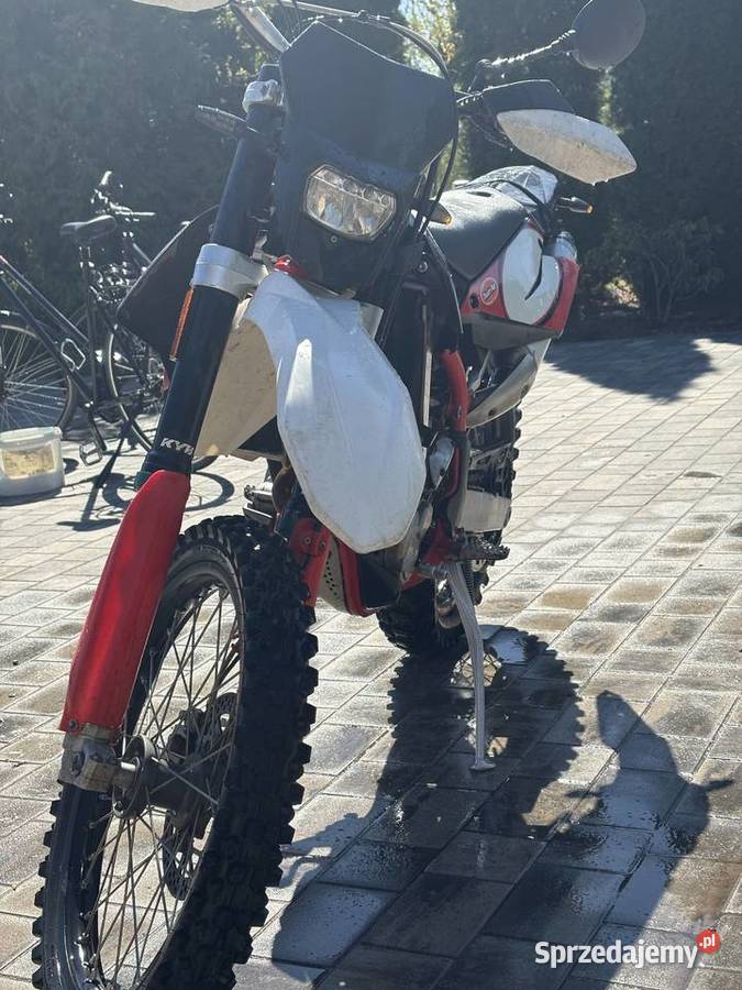 Swm rs300 2019r huska Redlino