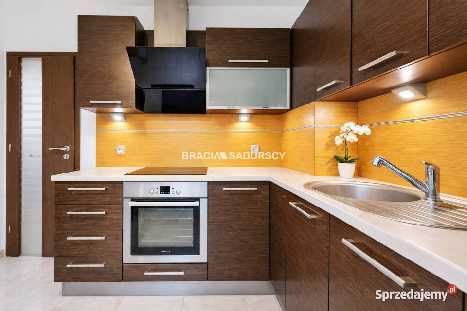 sprzedaży mieszkania 5006m2 2 pokoje Kraków małopolskie