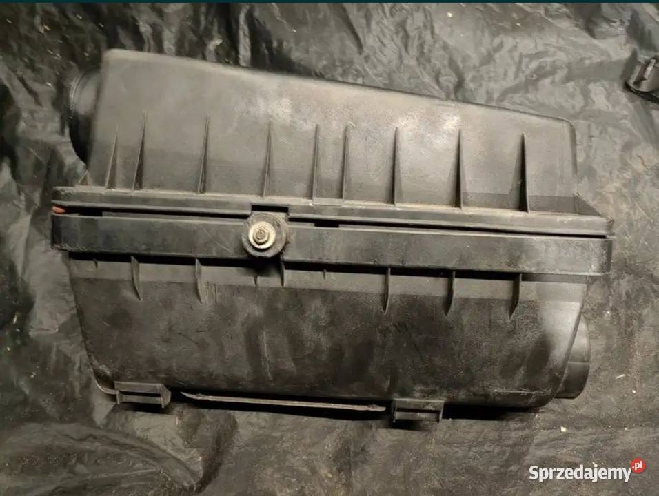 Obudowa filtra powietrza BMW E32 m30b30 Pozostałe