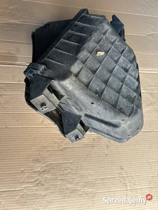 Obudowa filtra powietrza Passat b5 Audi a4 b5 Pozostałe Bydgoszcz