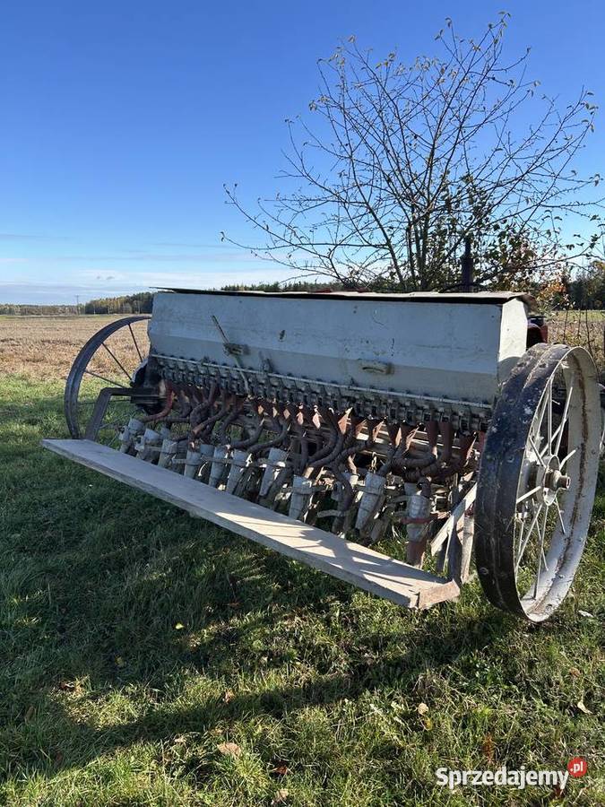 Sprzedam siewnik poznaniaka konny powiększony Siewniki i sadzarki Zachorzów-Kolonia