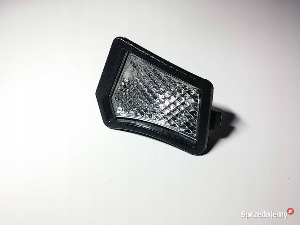 VOLVO V70 XC70 XC90 lampka dolna prawe lusterko Bielany Wrocławskie