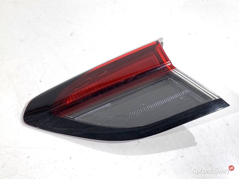 LAMPA TYŁ PRAWA WEWNĘTRZNA OPEL CORSA F 39162671