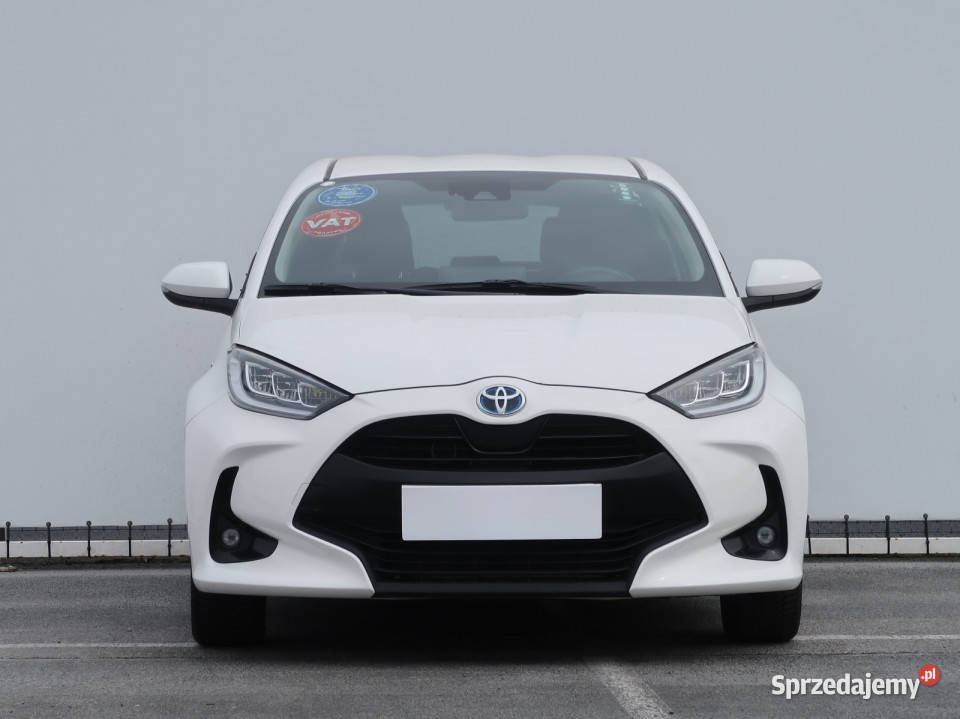 Toyota Yaris 15 VVTi Hybrid światła LED lubelskie Lublin