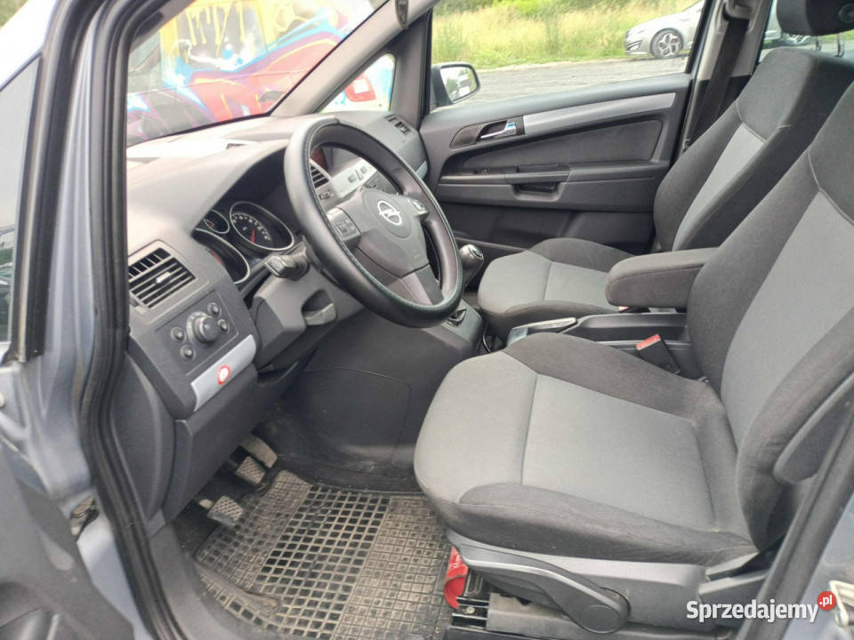 Opel Zafira Opel Zafira 16 05r 7OS B 20052011 Tarnów sprzedam