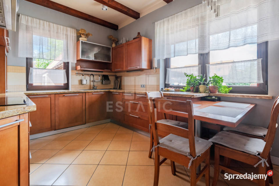 Dom wolnostojący Straszyn 210m2 837m2
