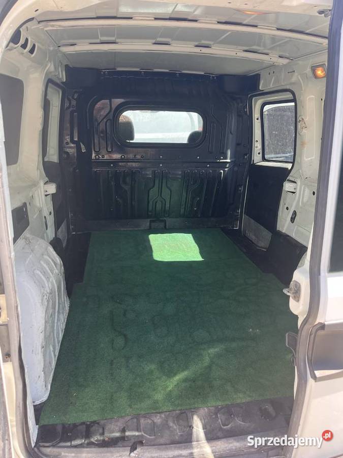 Fiat doblo Maxi sprowadzony Rok produkcji 2010 Legnickie Pole