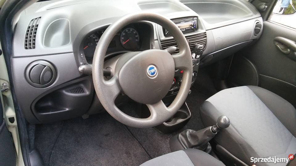Fiat Punto II FL KLIMATYZACJA 2005R autoalarm Pszczyna