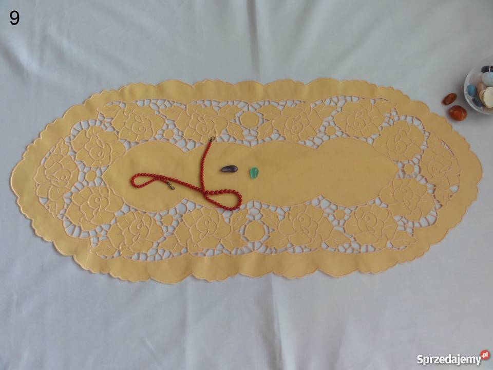 Serwetki kolorowe żółte wyszywane haft Richelieu Obrusy i serwety sprzedam