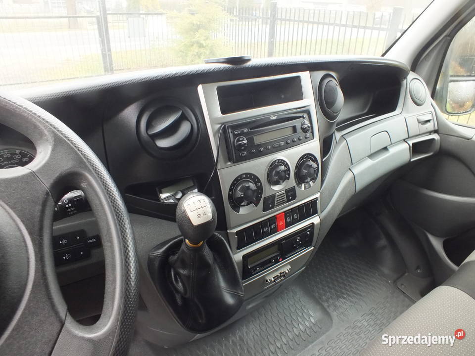 Iveco Daily 2010 r wywrotka radio / CD Wola Ducka