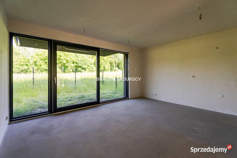 Mieszkanie na sprzedaż 4924m2 3 pokojowe Kraków własność