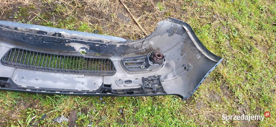 Skoda Fabia 1 FL Zderzak Przód spodu uszkodzenie