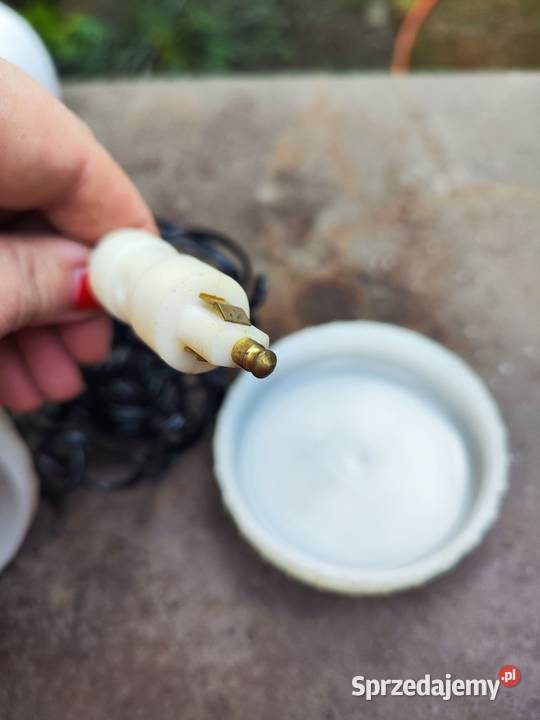 Stara lampa wisząca z dawnych lamp łódzkie Łódź