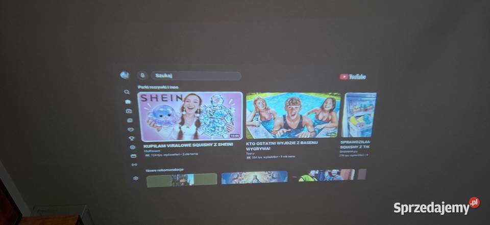 PROJEKTOR RZUTNIK ANDROID TV 4K WIFI FULL HD