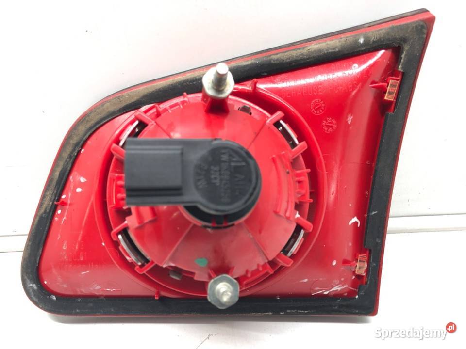 LAMPA TYŁ LEWA WEWNĘTRZNA VW PASSAT B6 3C9945093