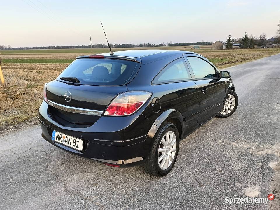 Opel Astra GTC 2009r lift 14 benzyna klima Astra Sulejów