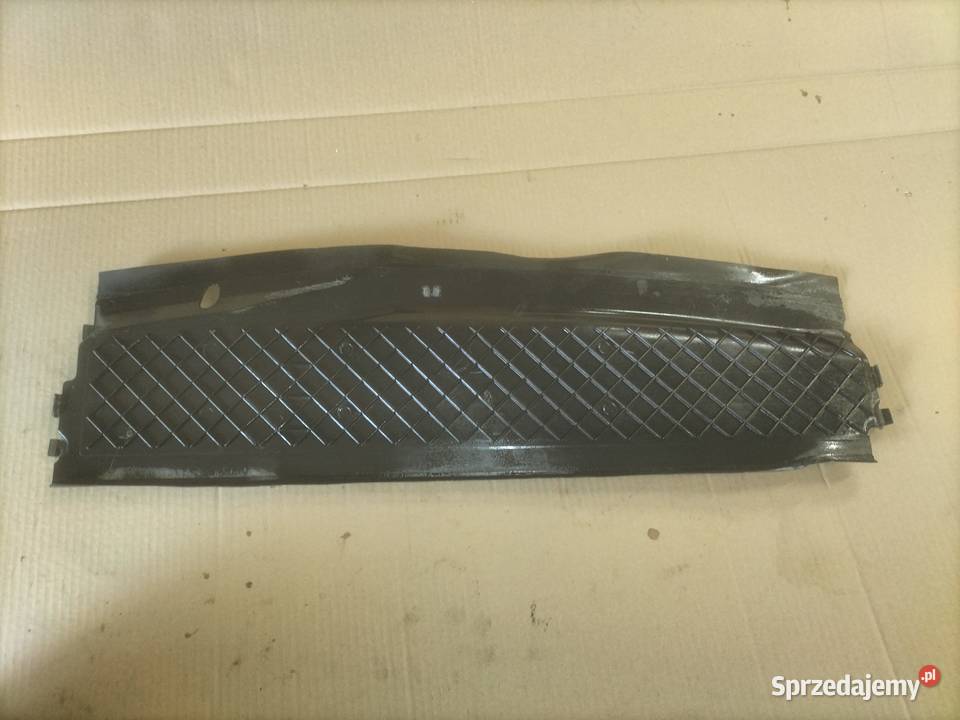 Prowadnica powietrza dolna chłodnic BMW E65 E66 Poręba sprzedam