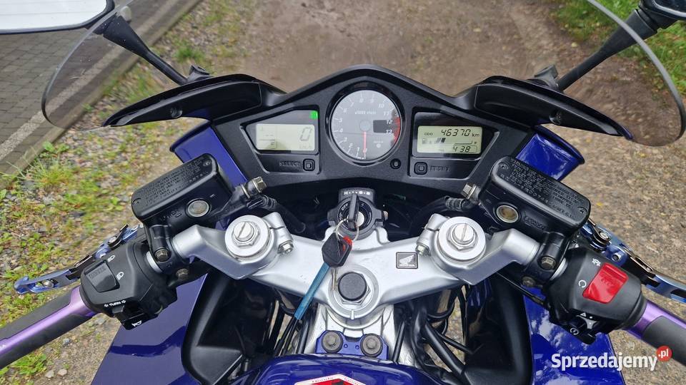Honda VFR 80046 zadbany dodatki pełny VAT Kielce