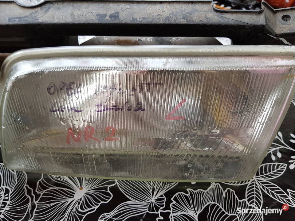 Opel Kadett Ereflektor prawy lewy osobowe Części samochodowe lubuskie Gorzów Wielkopolski