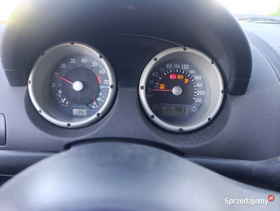 VW Polo 14 benzyna nieuszkodzony Oleśnica