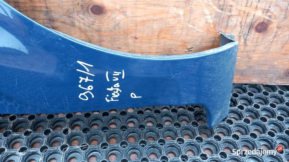 FORD FIESTA MK7 BŁOTNIK PRZÓD PRAWY 8CWA wielkopolskie