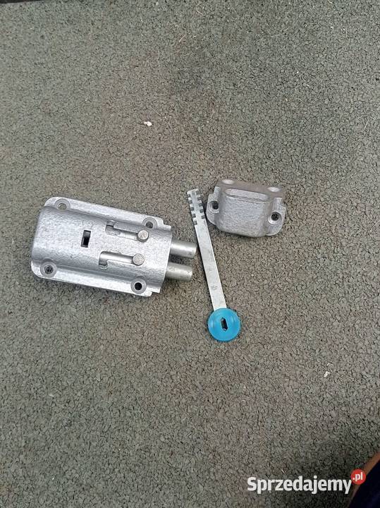 Stary zamek do drzwi bramy garażu Zamki, wkładki Ogrodzieniec