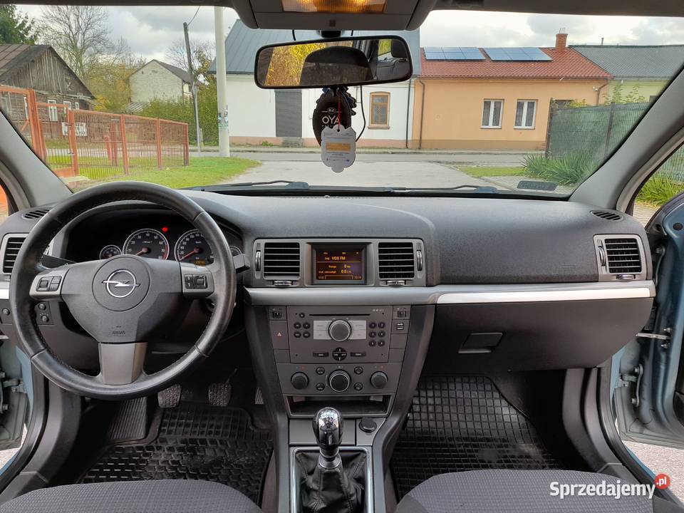 Opel Vectra C Lift 20 t z gazem2007 260
