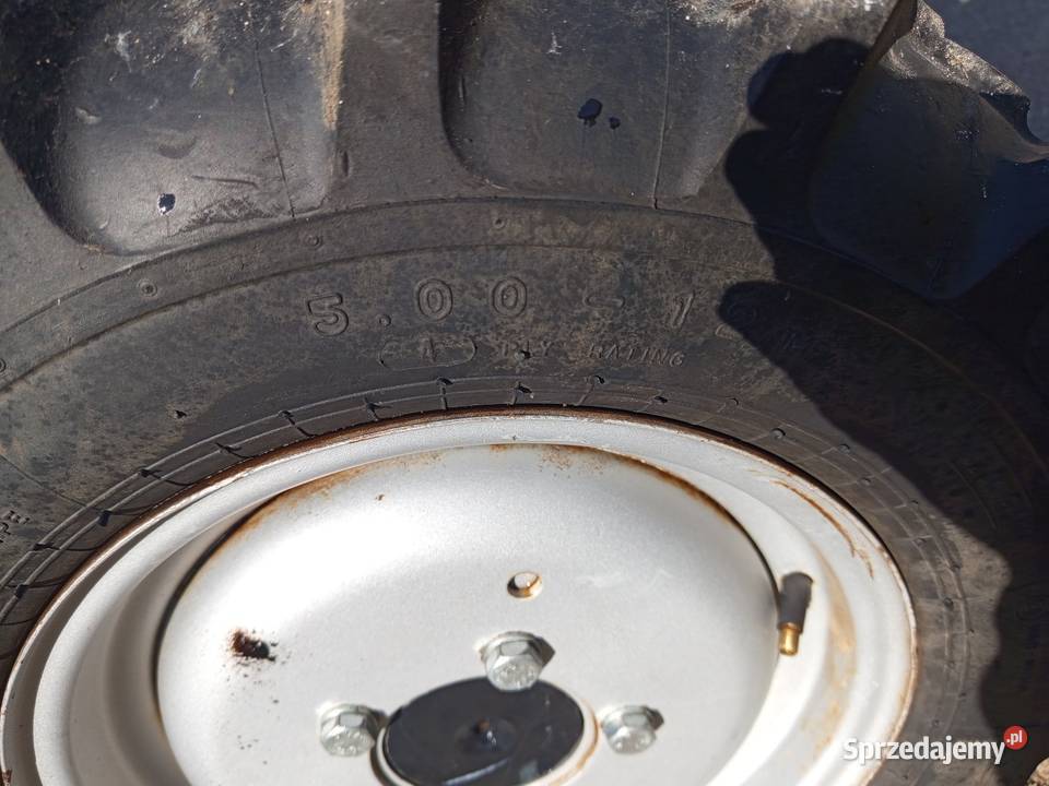 Ciągnik SOLIS 20 wspomaganie zarejestrowany Przeczów sprzedam