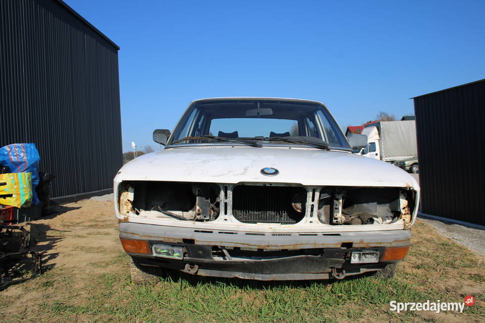 BMW E28 520i Sedan 1984r 267111 5 Benzyna M20B20 nieuszkodzony Iława